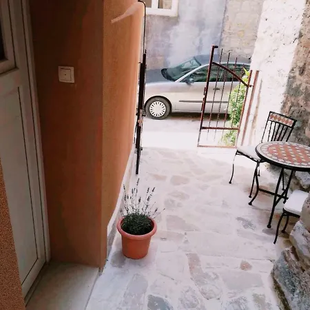 Kaleta Apartamento Kaštela
