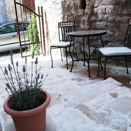 Apartamento Kaleta Kaštela